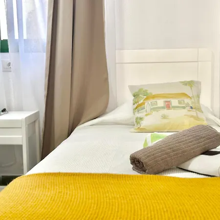 1the Location - Americas & Parking * Playa de las Americas (Tenerife)